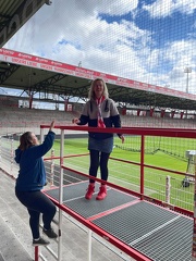 7cf9ac97-4ffb-4eb6-8e5f-96345321dfaa-1 all 717