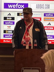 7cf9ac97-4ffb-4eb6-8e5f-96345321dfaa-1 all 744